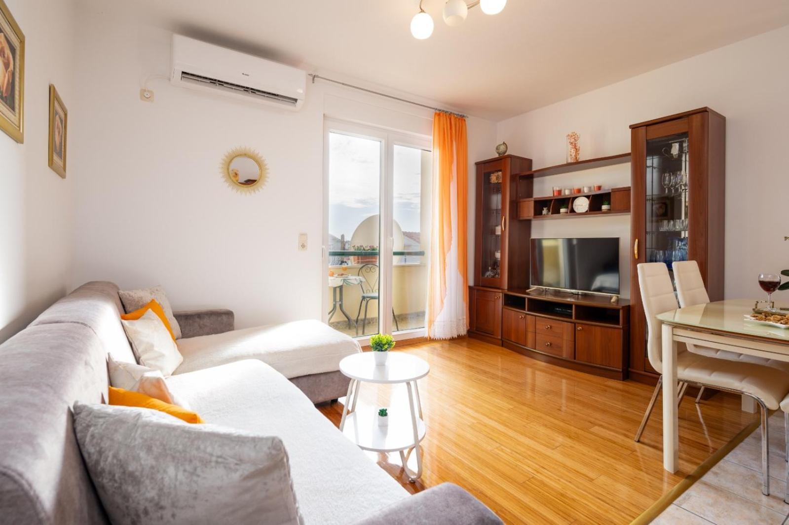 Apartment Anita Trogir Exterior foto